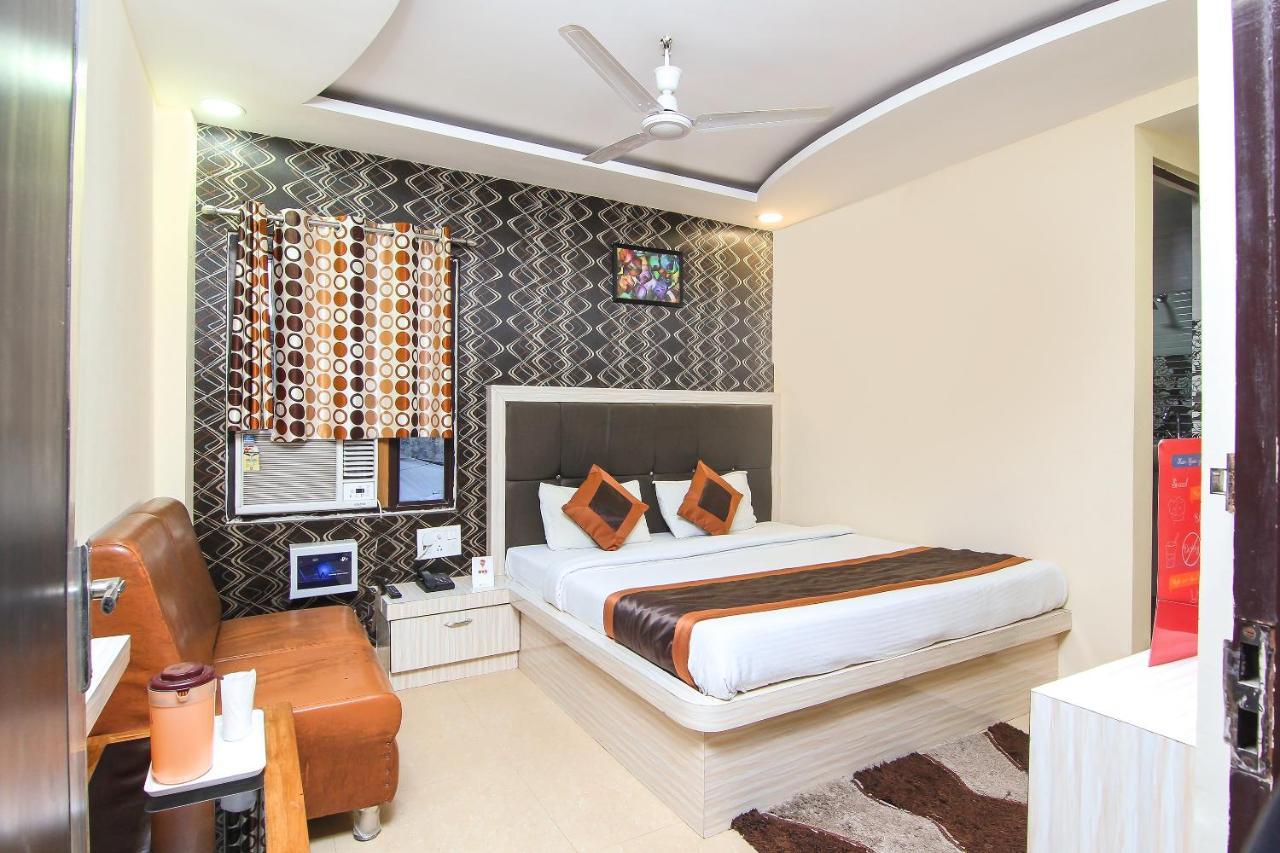 Oyo 8883 Hotel Comfort Zone Lucknow Luaran gambar