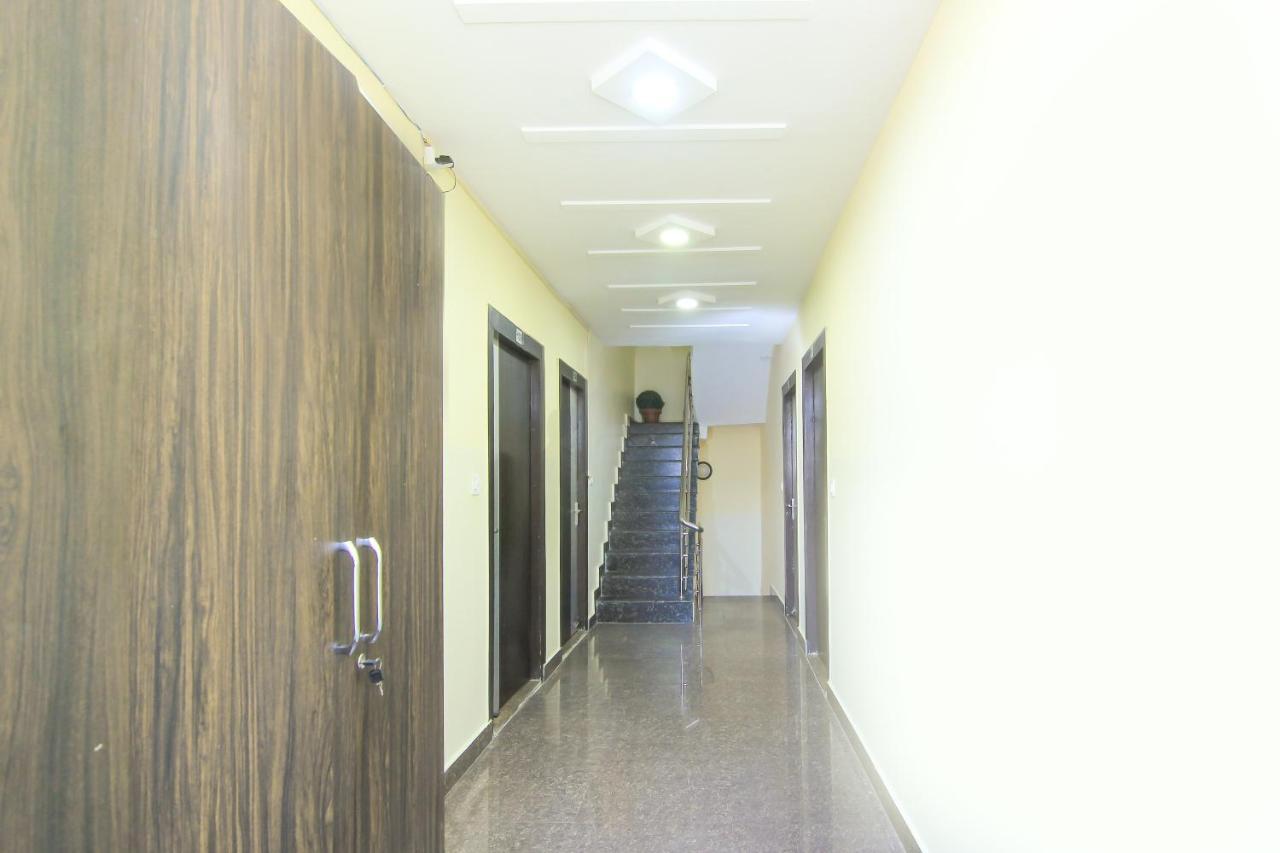 Oyo 8883 Hotel Comfort Zone Lucknow Luaran gambar